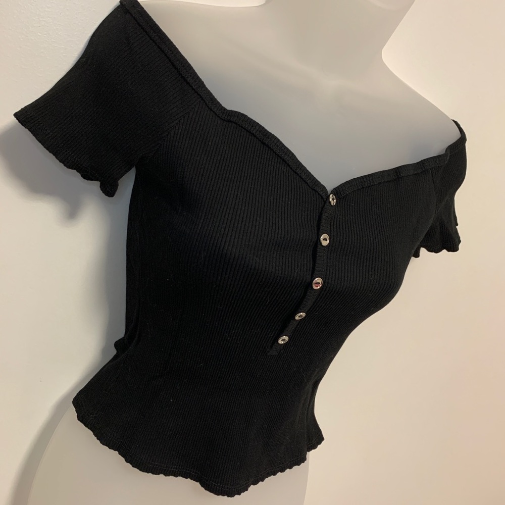 Black Tight Top